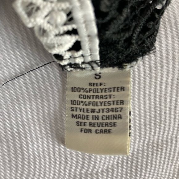 Jealous Tomato Stripped Crochet Cropped Top Size Small - Picture 11 of 11